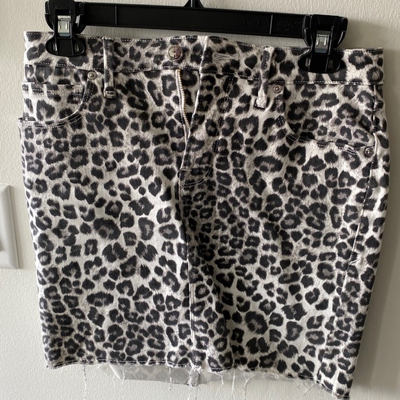 Good American | Size 6 | Cheetah Skirt - Picture 1 of 5